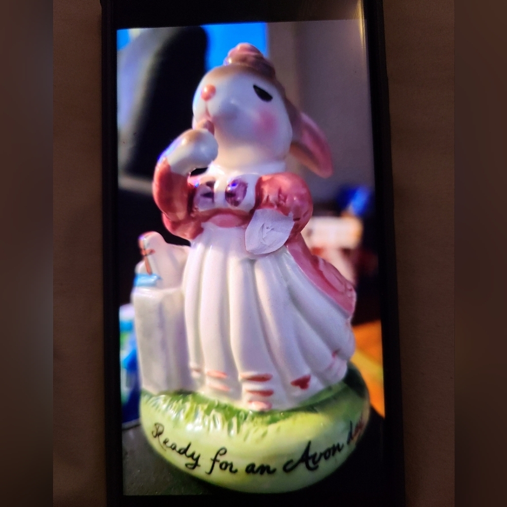 Avon ceramic bunny